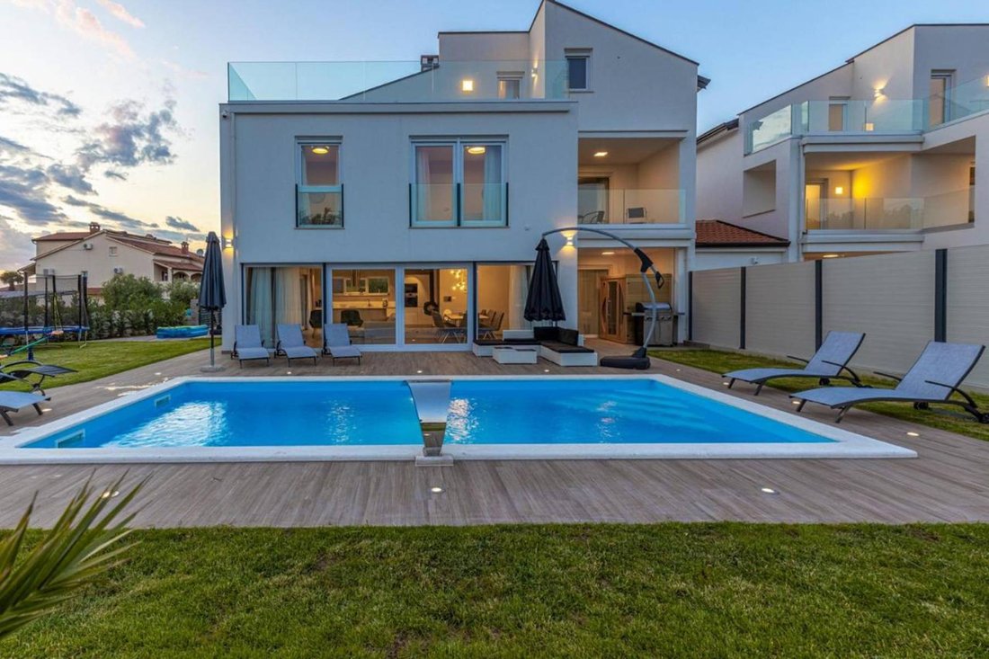 Villa in Nova Vas, Porec, Istria County, Croatia 2 - 13811259