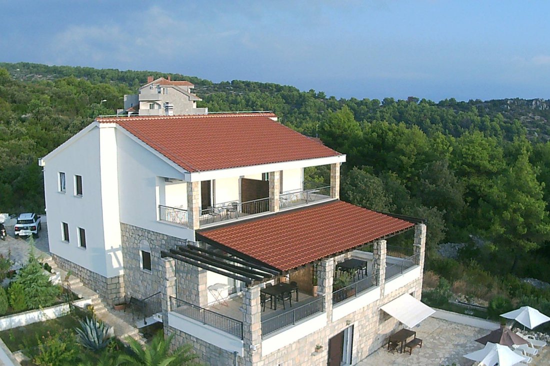 Villa in Rogac, Split-Dalmatia County, Croatia 1 - 13812166