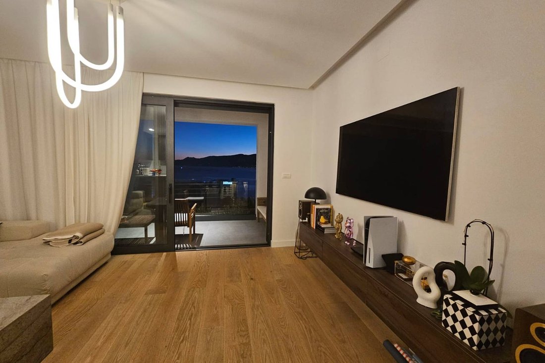 Apartment in Mjesni odbor Kantrida, Grad Rijeka, Primorje-Gorski Kotar County 4 - 13811045