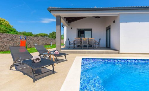 Villa in Mjesni odbor Busoler, Grad Pula, Istria County 1