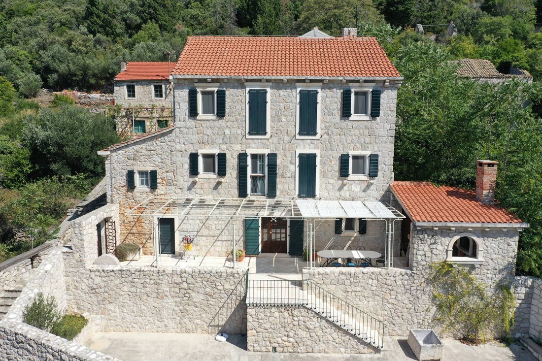 Villa in Gornja Vrucica, Dubrovnik-Neretva County, Croatia 3 - 13811212