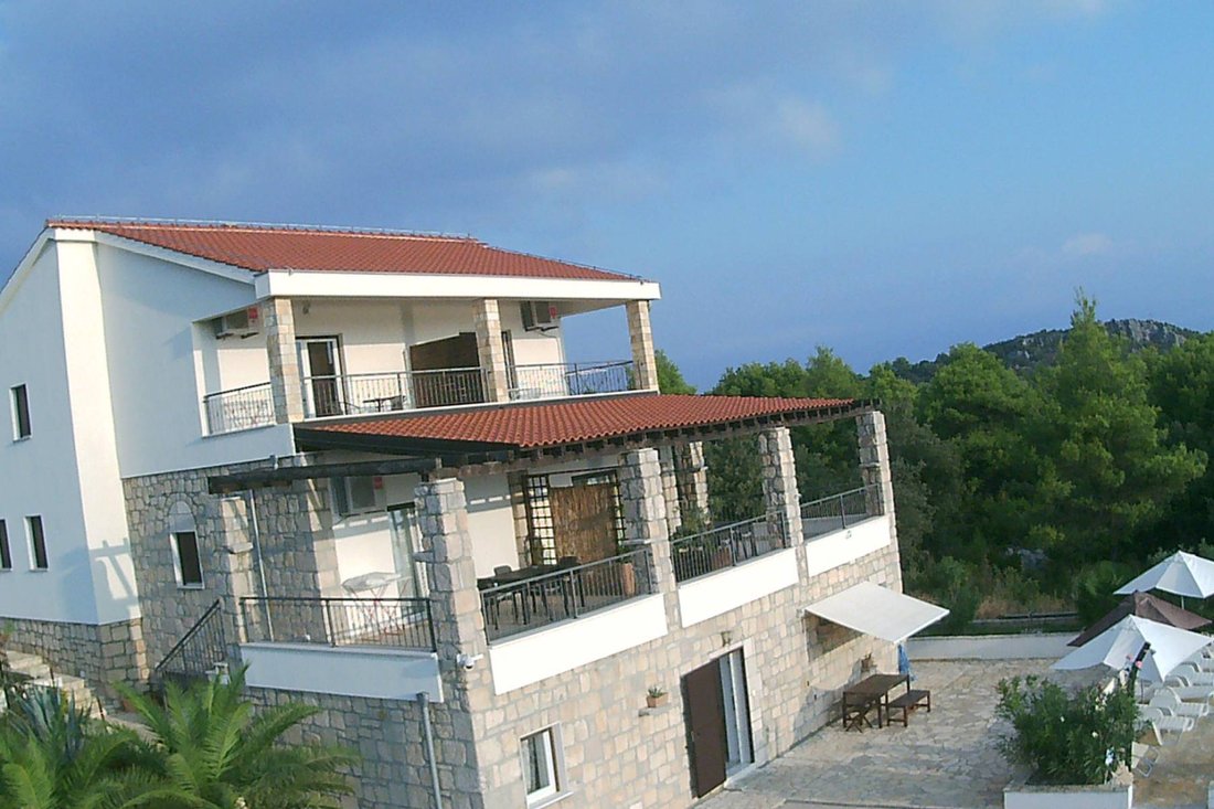 Villa in Rogac, Split-Dalmatia County, Croatia 2 - 13812166
