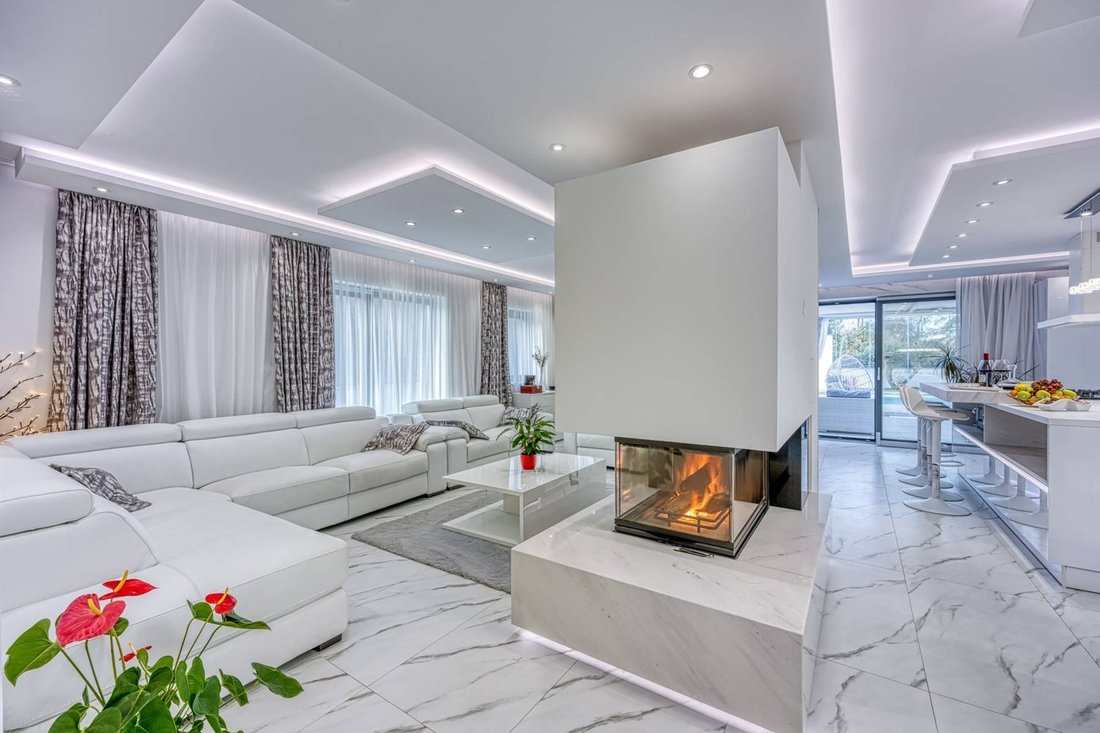 Villa in Rovinj, Istria County, Croatia 4 - 13809657