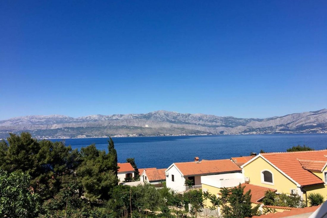 Villa in Splitska, Split-Dalmatia County, Croatia 2 - 13811075