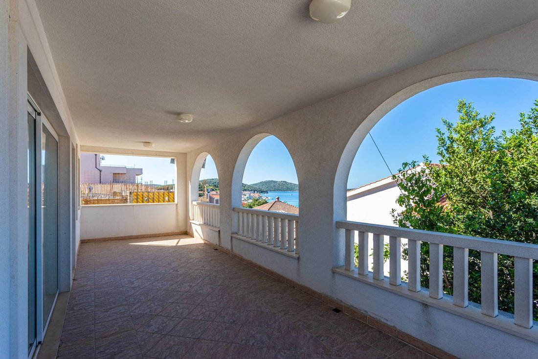 Villa in Rogoznica, Sibenik-Knin County, Croatia 2 - 13812056