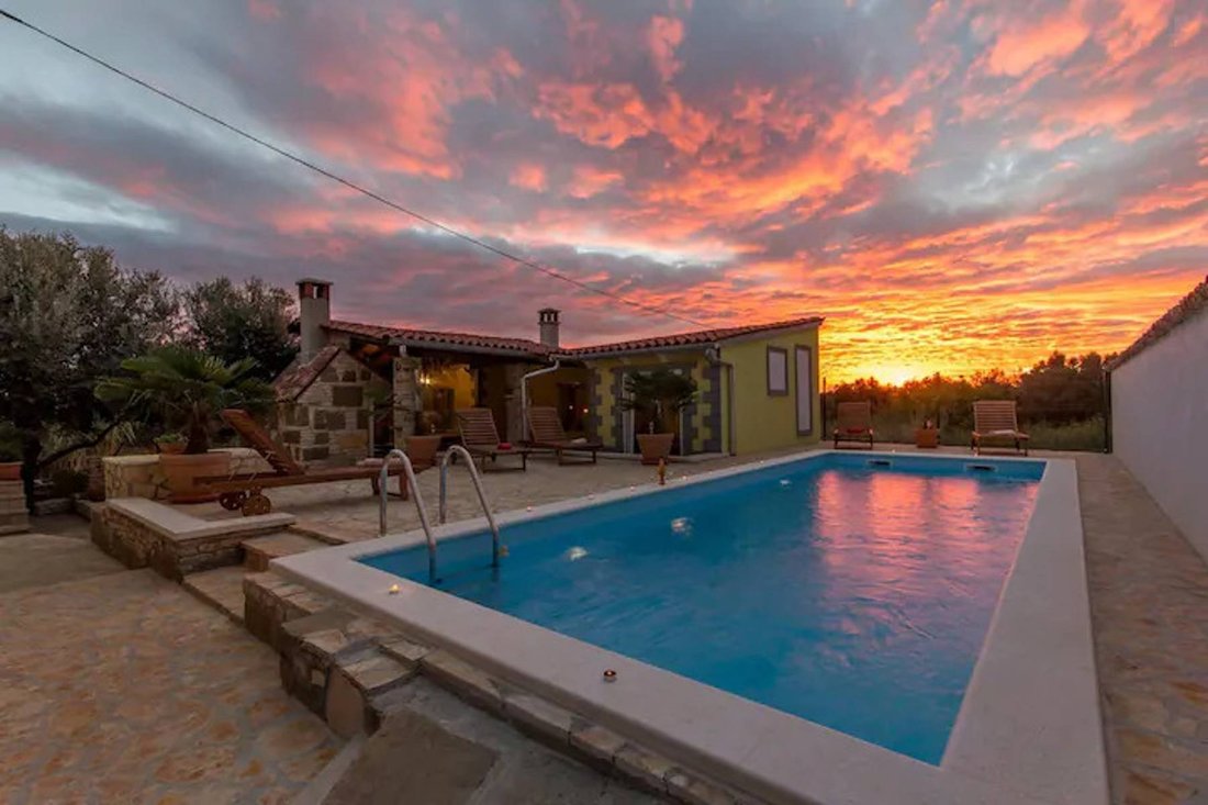 Villa in Grad Pula, Istria County, Croatia 2 - 13810295