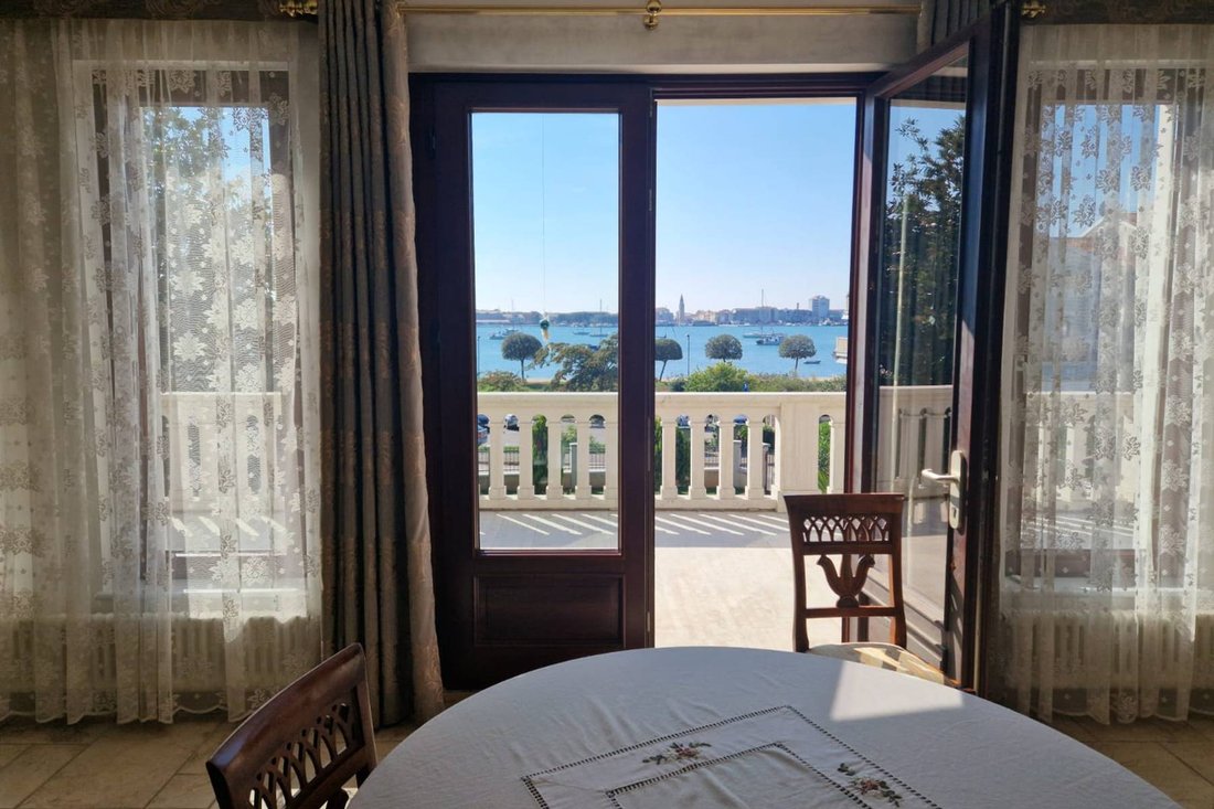 Villa in Umag, Istria County, Croatia 4 - 13809496