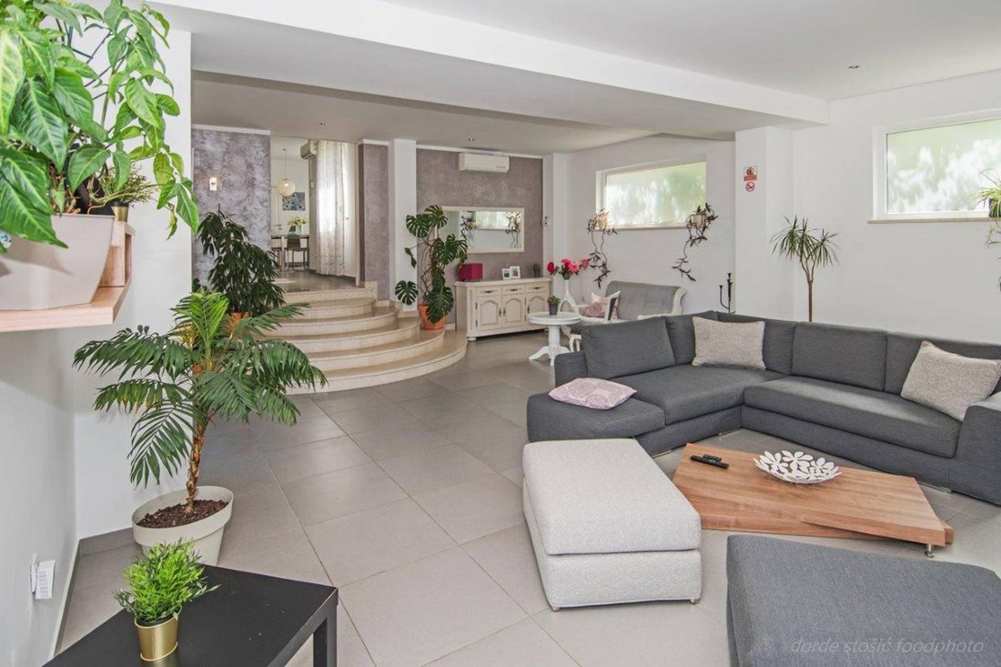 Villa in Medulin, Istria County, Croatia 2 - 13811057