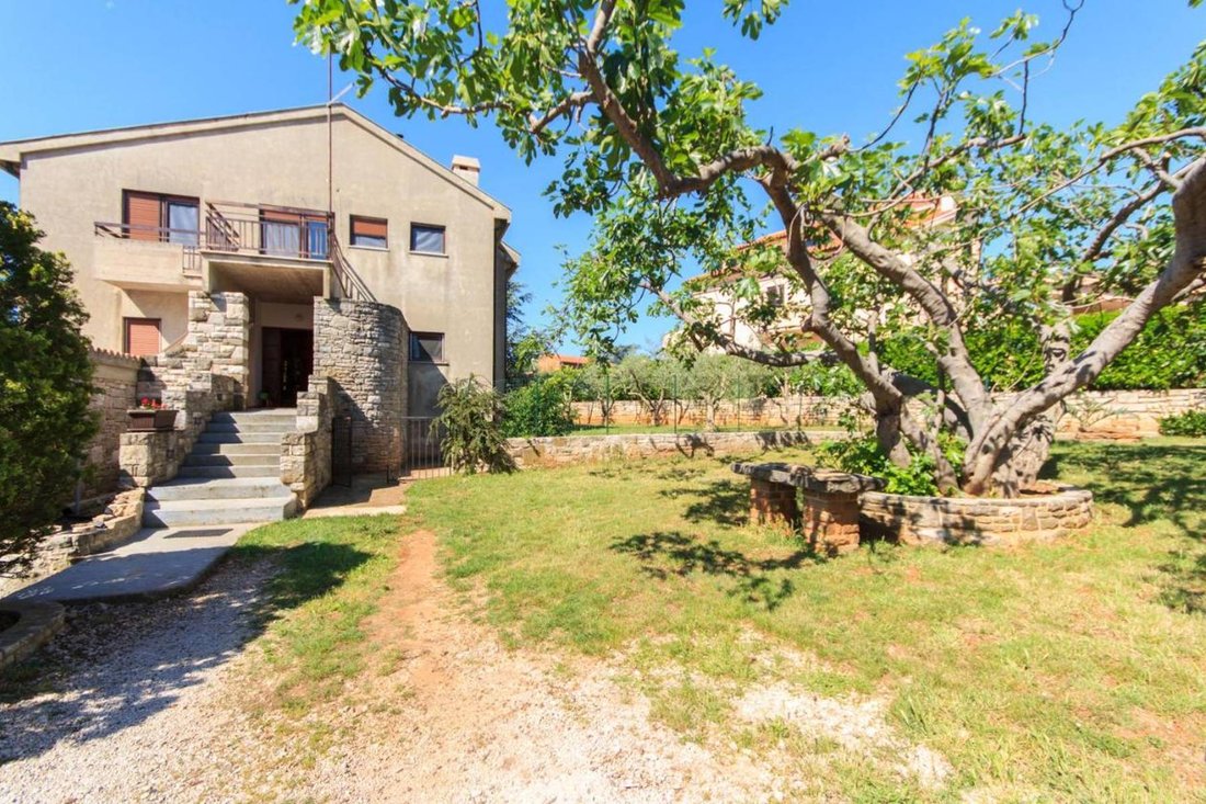 Villa in Medulin, Istria County, Croatia 1 - 13811091