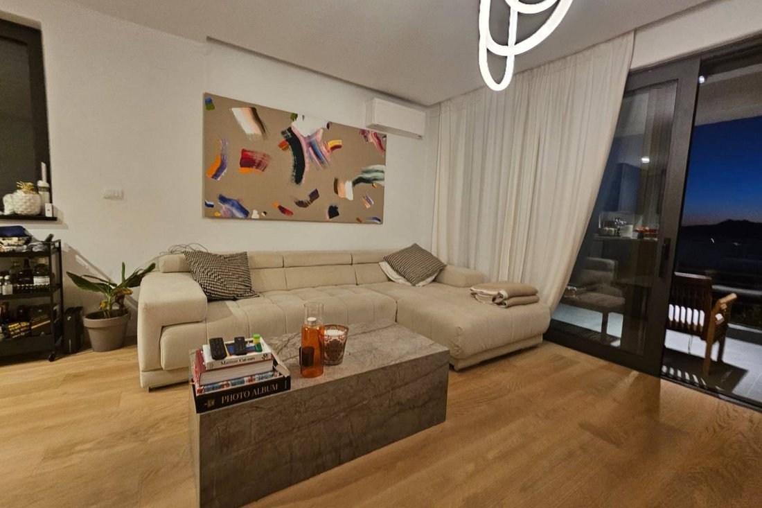 Apartment in Mjesni odbor Kantrida, Grad Rijeka, Primorje-Gorski Kotar County 3 - 13811045