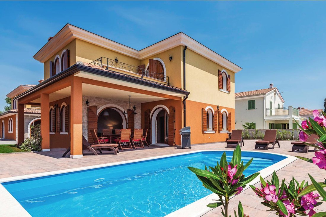 Villa in Tar, Istria County, Croatia 1 - 12673990
