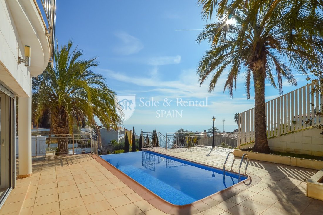 Chalet in Lloret de Mar, Catalonia, Spain 2 - 13807609