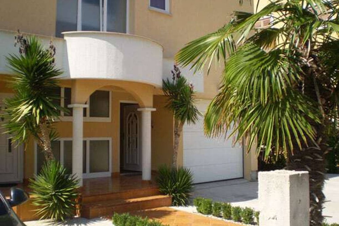 Villa in Mjesni odbor Puntamika, Zadar, Zadar County 4 - 13812431