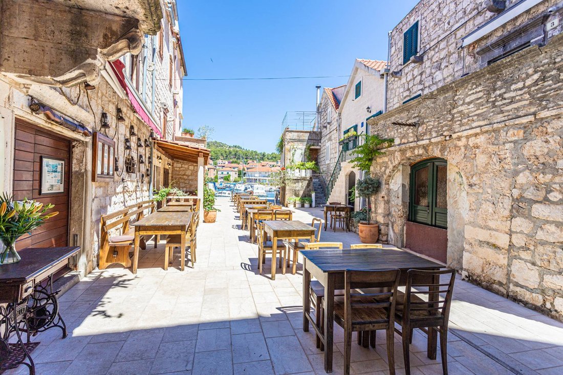 Villa in Split-Dalmatia County, Croatia 2 - 13811984