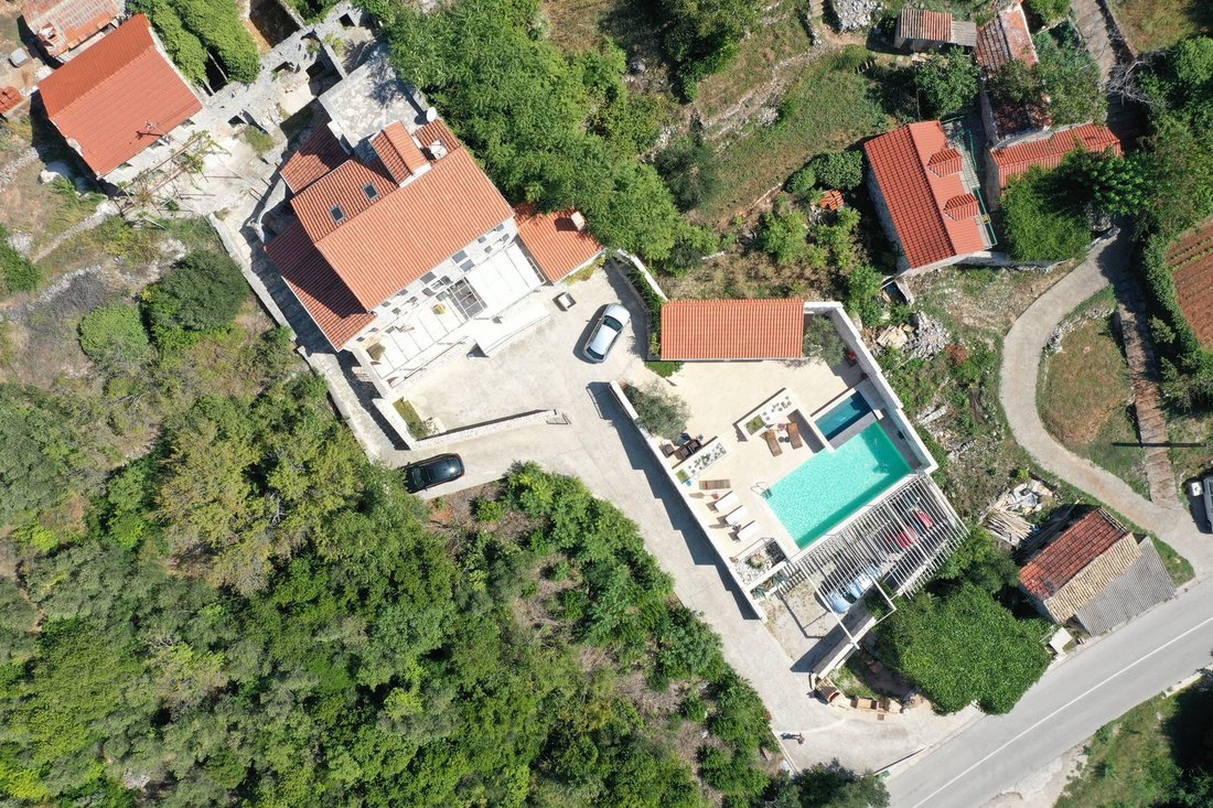 Villa in Gornja Vrucica, Dubrovnik-Neretva County, Croatia 2 - 13811212