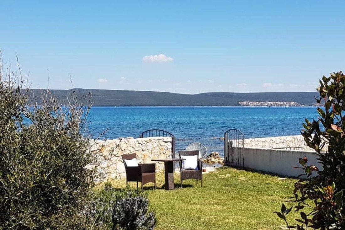 Villa in Dobropoljana, Zadar County, Croatia 1 - 13809256
