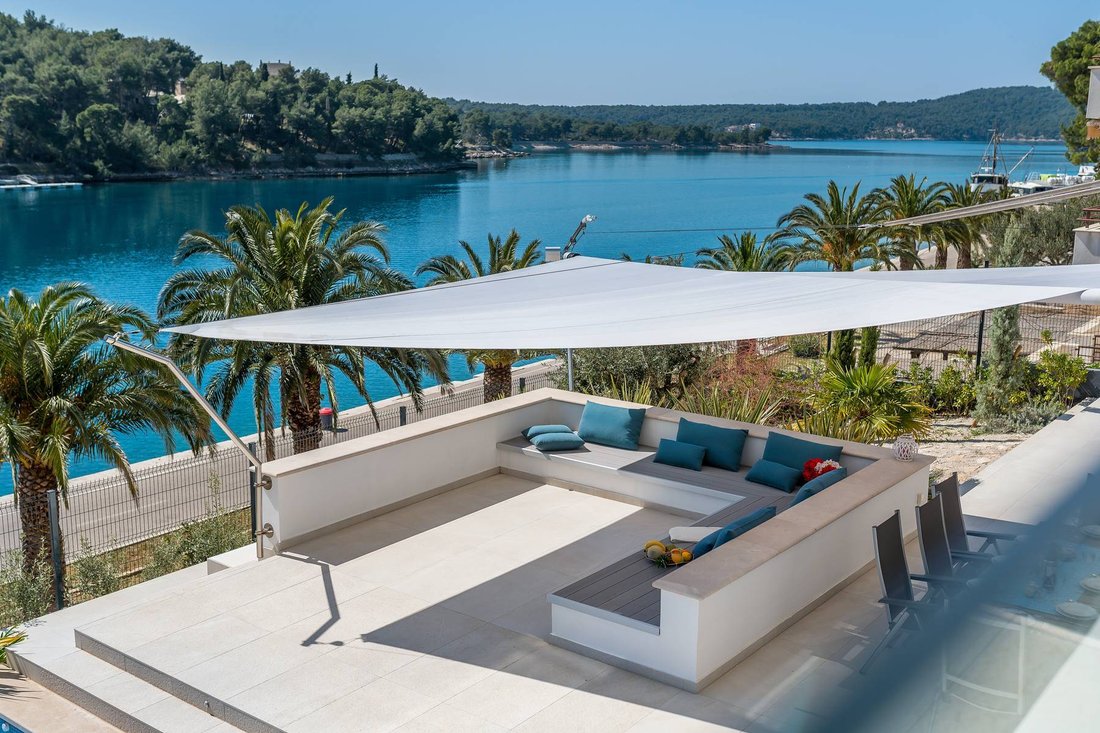 Villa in Milna, Split-Dalmatia County, Croatia 1 - 13812109