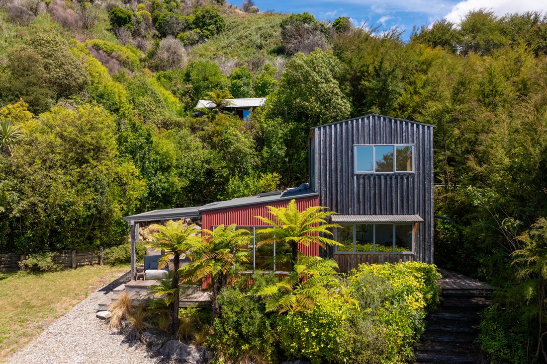Tranquil Oasis In Marahau In Nelson, Nelson, New Zealand For Sale