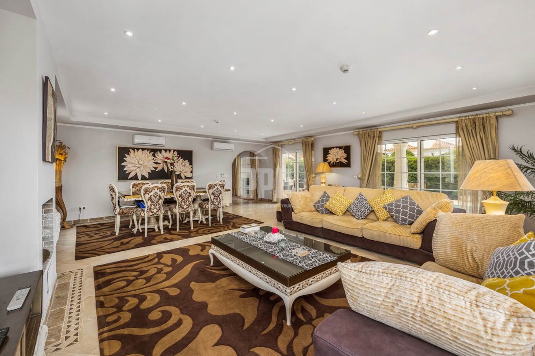 Villa in Vilamoura, Quarteira, Algarve 4 - 13812611