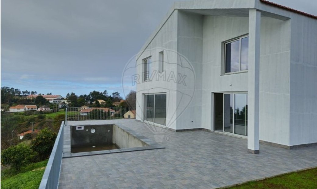 House 3 Bedrooms Sale Calheta (Madeira) In Prazeres, Madeira, Portugal