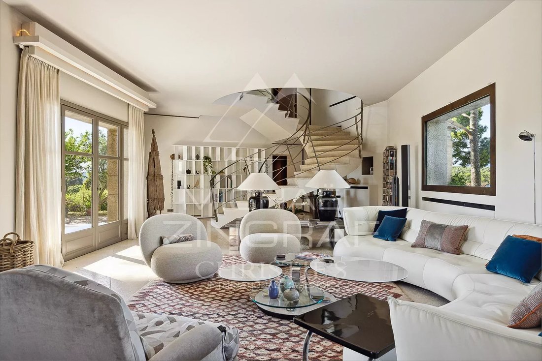 Villa in Mougins, Provence-Alpes-Côte d'Azur, France 5 - 13815362