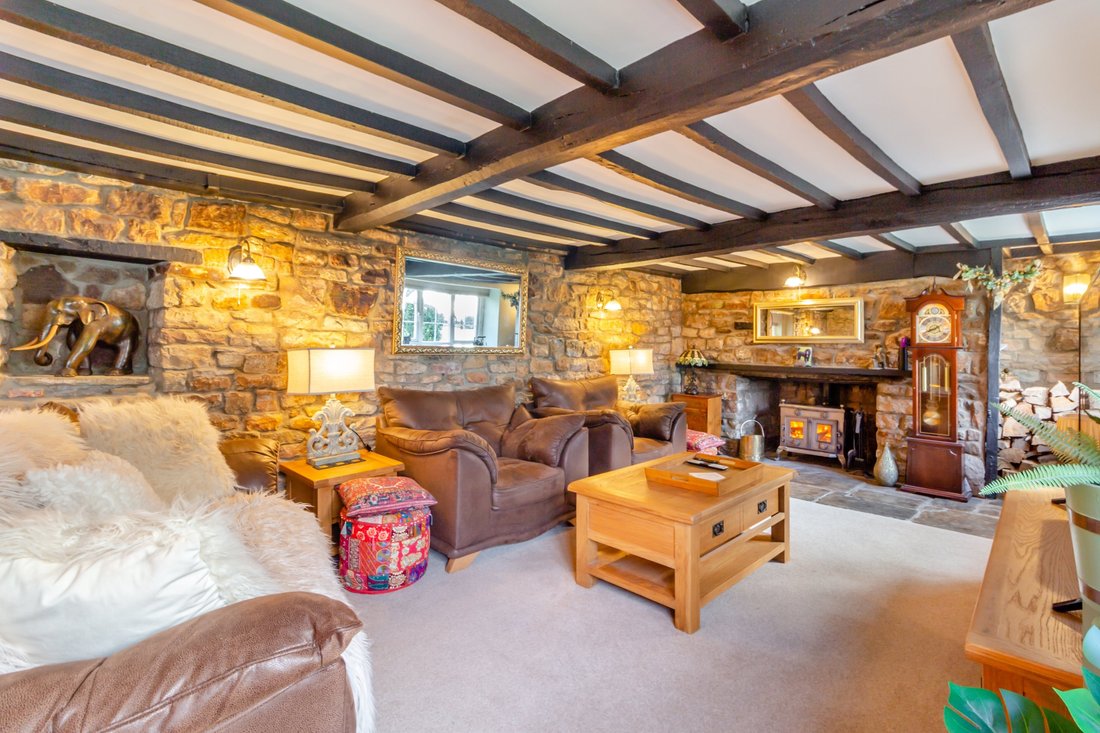 4 Bedroom Detached House For Sale In Magor, In Caldicot, Wales, United