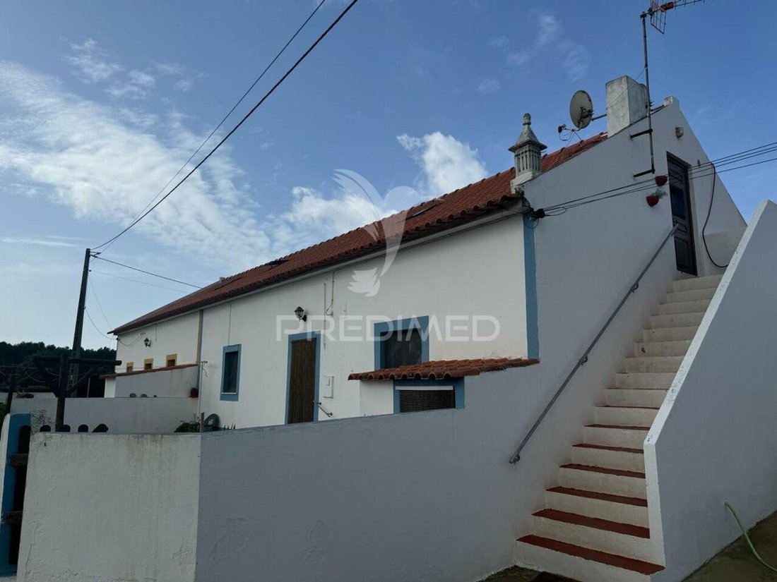 T4 House In A 16,000m2 Land In Vila Nova De Milfontes, Beja District ...