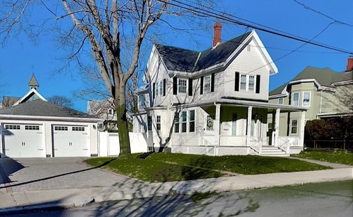 House in Winthrop, Massachusetts, United States 1