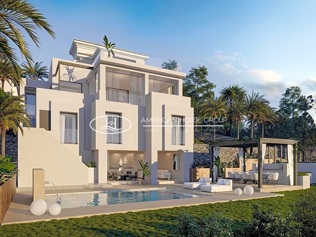 Villa in Nueva Andalucia, Marbella, Spain 3 - 13815639