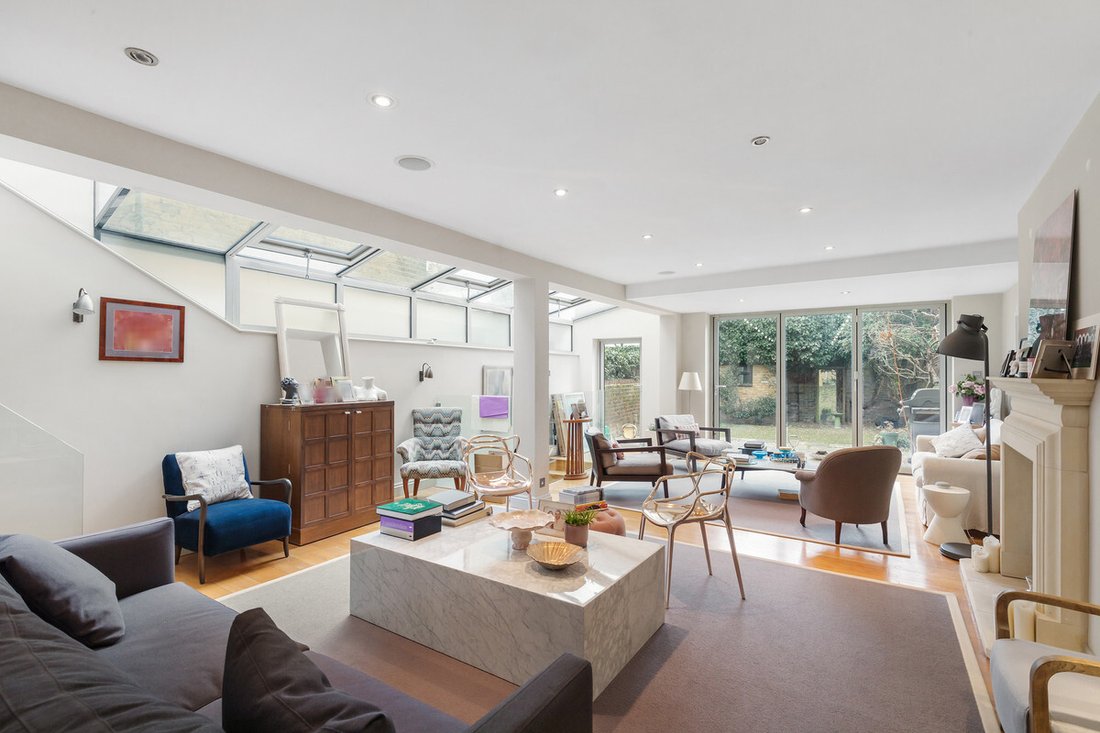 House in Walham Green, Hammersmith and Fulham, England 3 - 13814113
