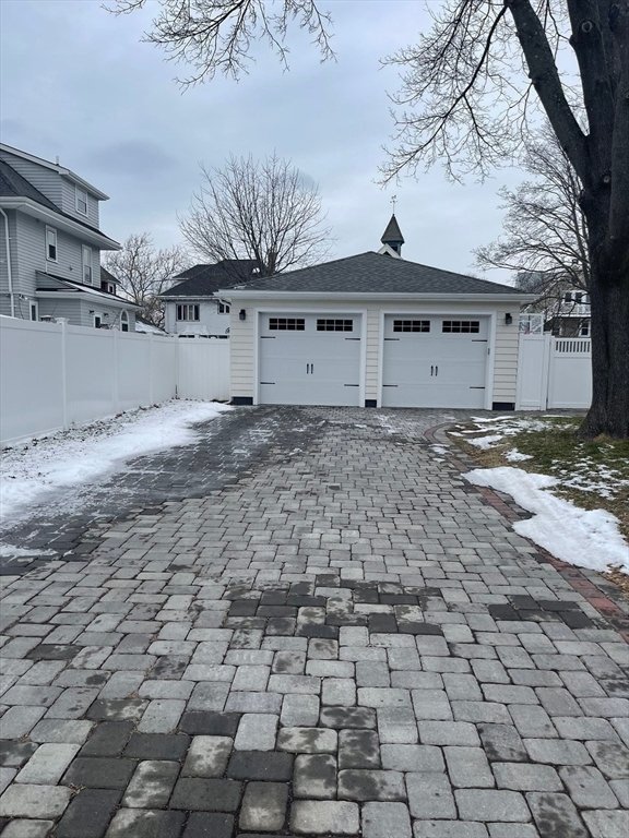 House in Winthrop, Massachusetts, United States 4 - 13815492