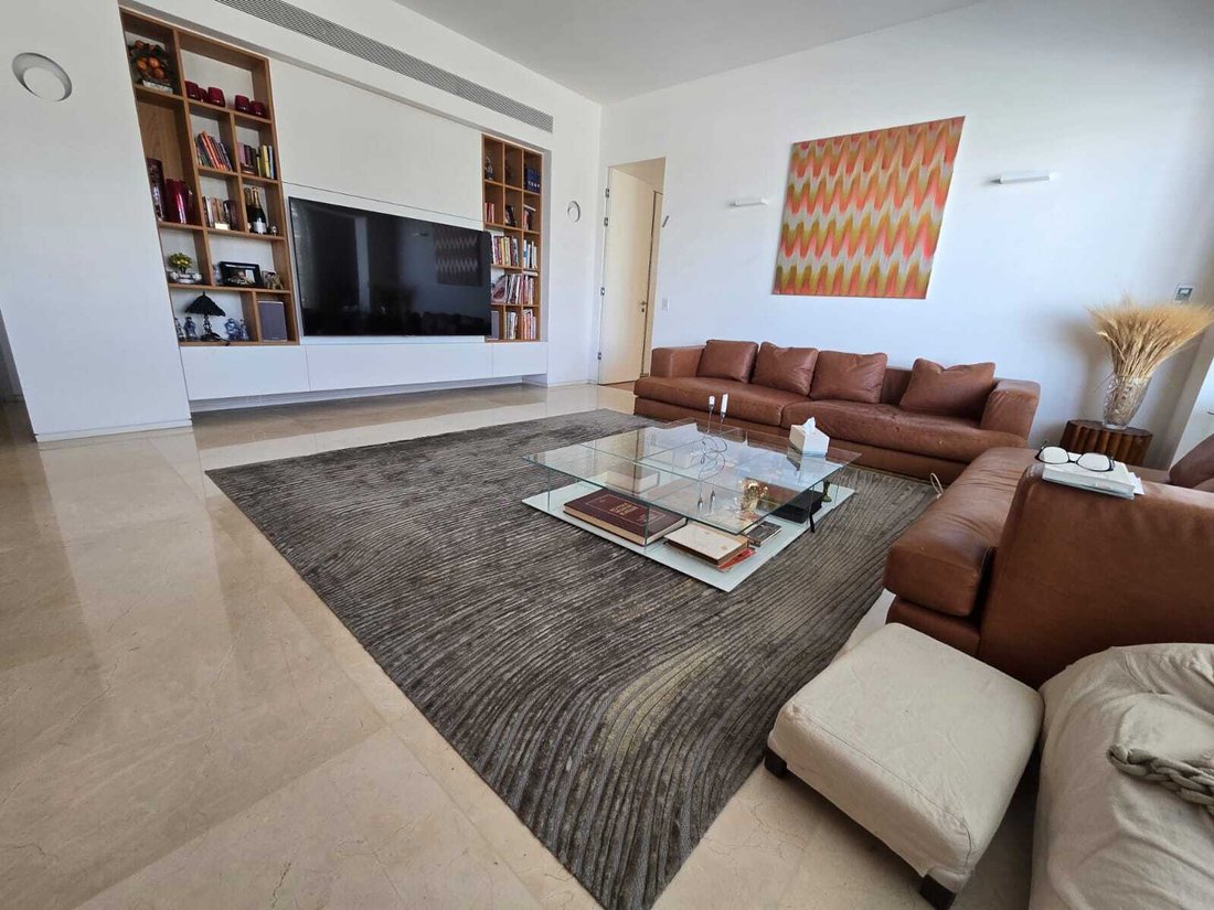 Apartment in Tel Aviv-Yafo, Tel Aviv District, Israel 2 - 13820561