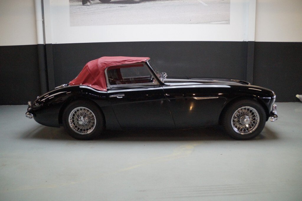 Cabriolet in Etten-Leur, Netherlands 4 - 13820818