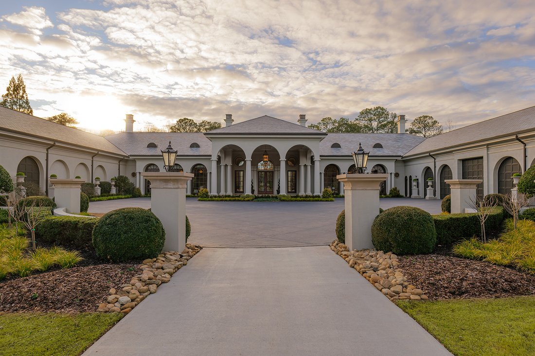 Milton's Most Iconic Estate In Milton, United States For Sale
