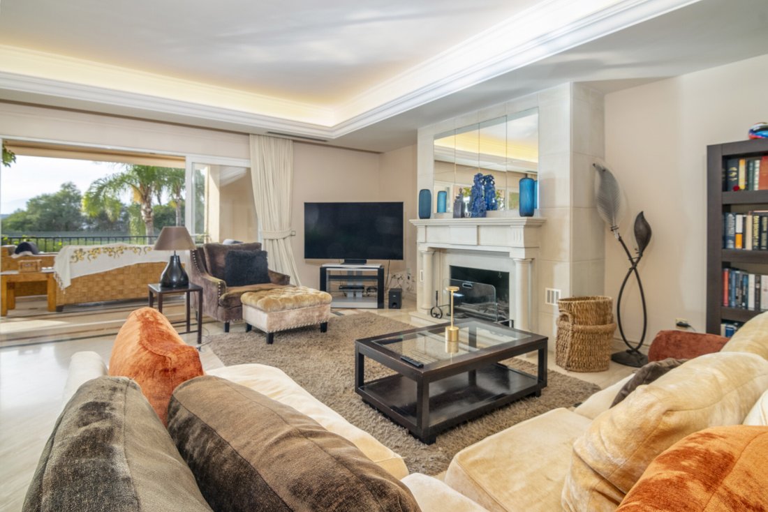 Apartment in Marbella, Andalusia, Spain 3 - 13828482
