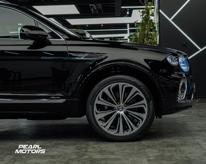 Suv in Dubai, Dubai, United Arab Emirates 2 - 13828861