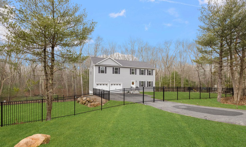 391 Spring Street, Hopkinton, Ri, In Hopkinton, Rhode Island, United