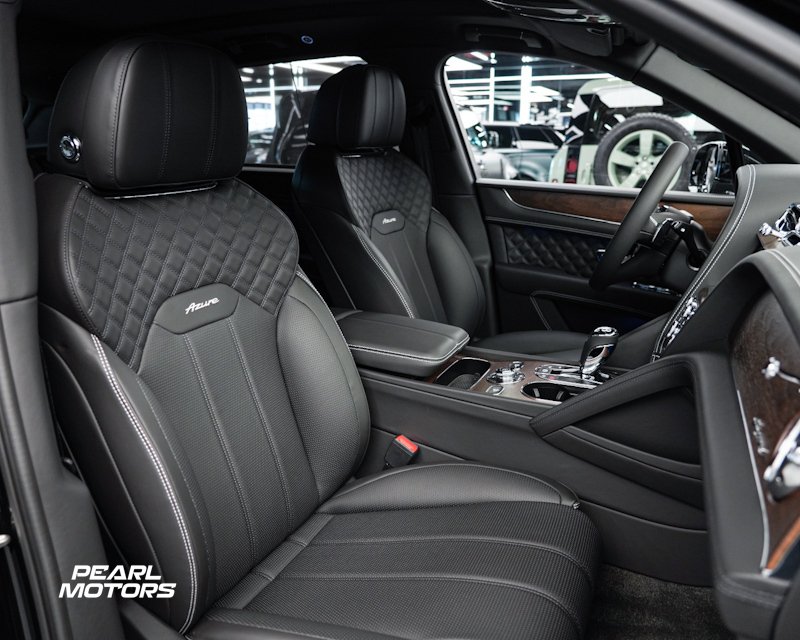 Suv in Dubai, Dubai, United Arab Emirates 5 - 13828861
