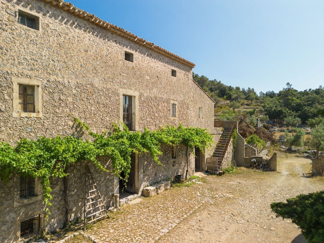 Finca in Escorca, Balearic Islands, Spain 1 - 13830460