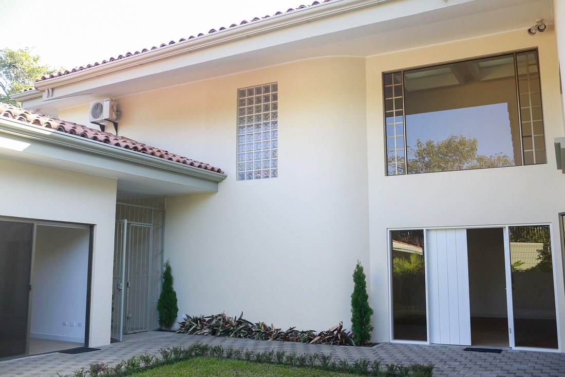 House in San Rafael de Escazú, San José Province, Costa Rica 1 - 13829341