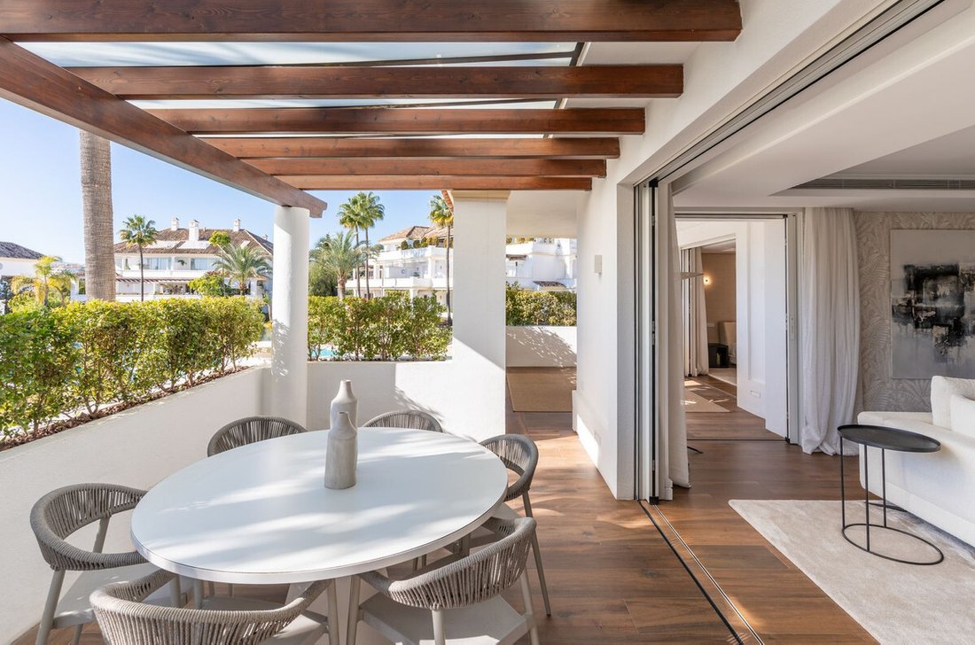 Apartment in Puerto Banus, Marbella, Spain 4 - 13830317