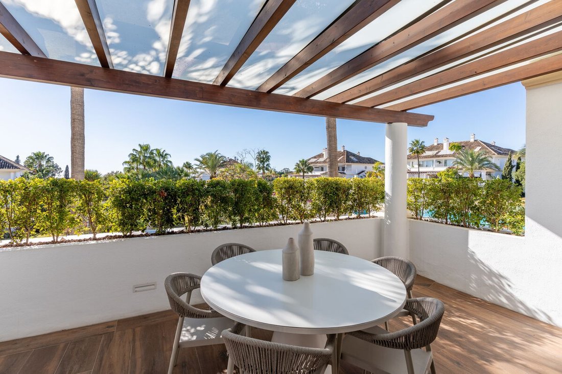 Apartment in Puerto Banus, Marbella, Spain 5 - 13830317