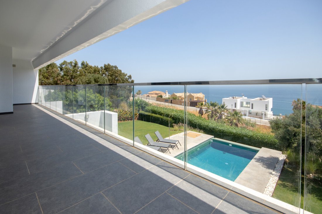 House in Puerto de la Duquesa, Andalusia, Spain 2 - 13829851