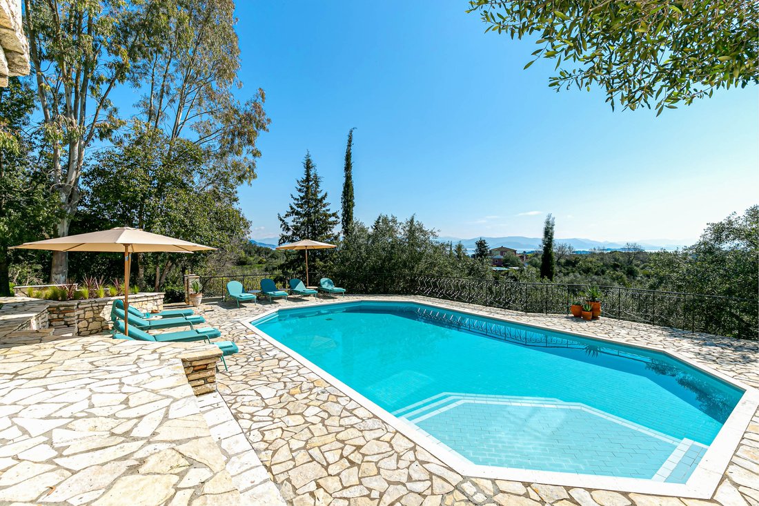 Villa in Corfu, Peloponnese, Western Greece and the Ionian, Greece 4 - 13833800
