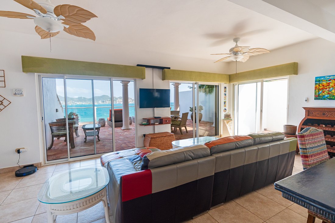 Beacon Hill Oceanfront Townhouse In Sint Maarten For Sale (13833874)