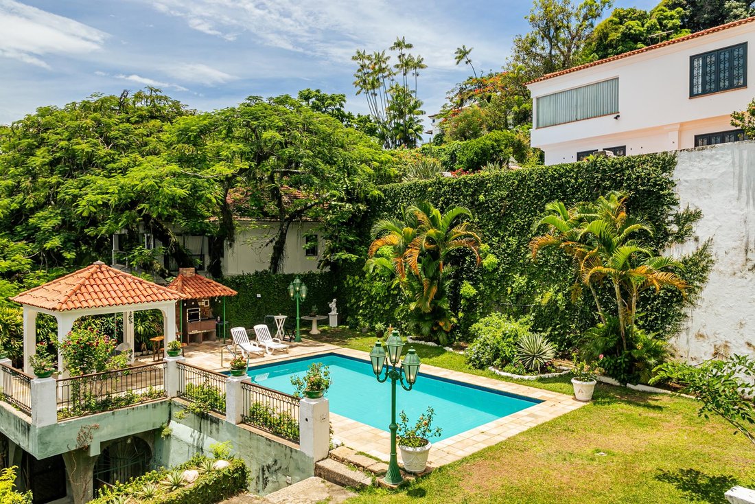 House in Rio de Janeiro, State of Rio de Janeiro, Brazil 1 - 13833901