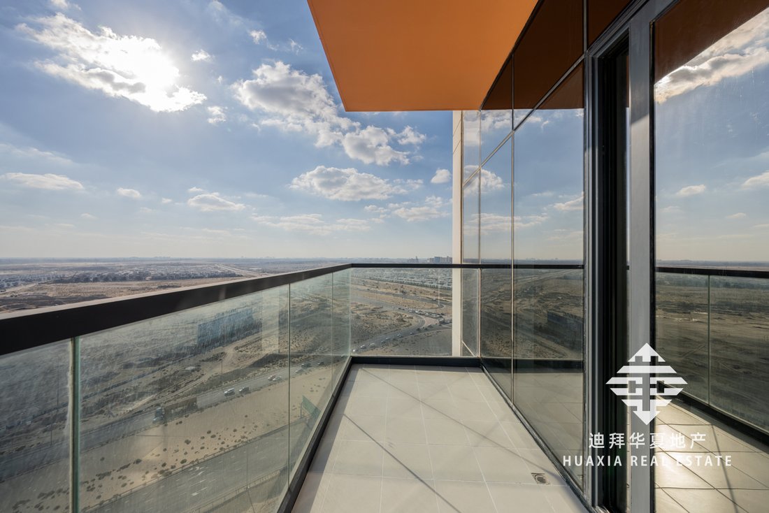Apartment in Damac Hills, Dubai, United Arab Emirates 4 - 13838470