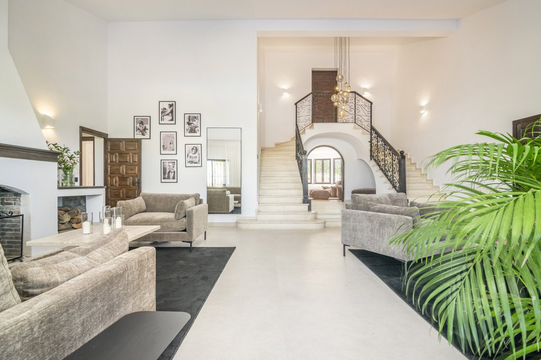 Villa in San Pedro de Alcantara, Andalusia, Spain 5 - 13837254