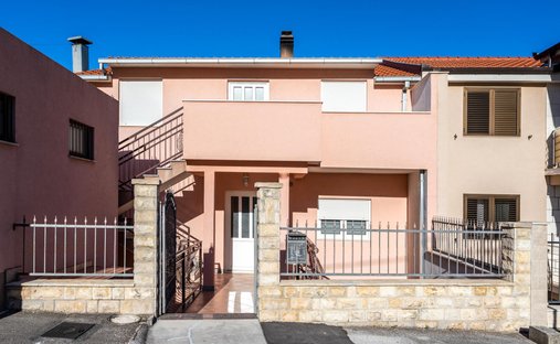 Villa in Mejasi, Split, Split-Dalmatia County 1