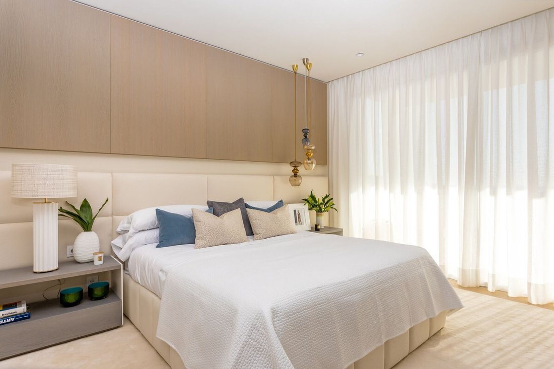 Apartment in Benahavis, Andalusia, Spain 4 - 13835423